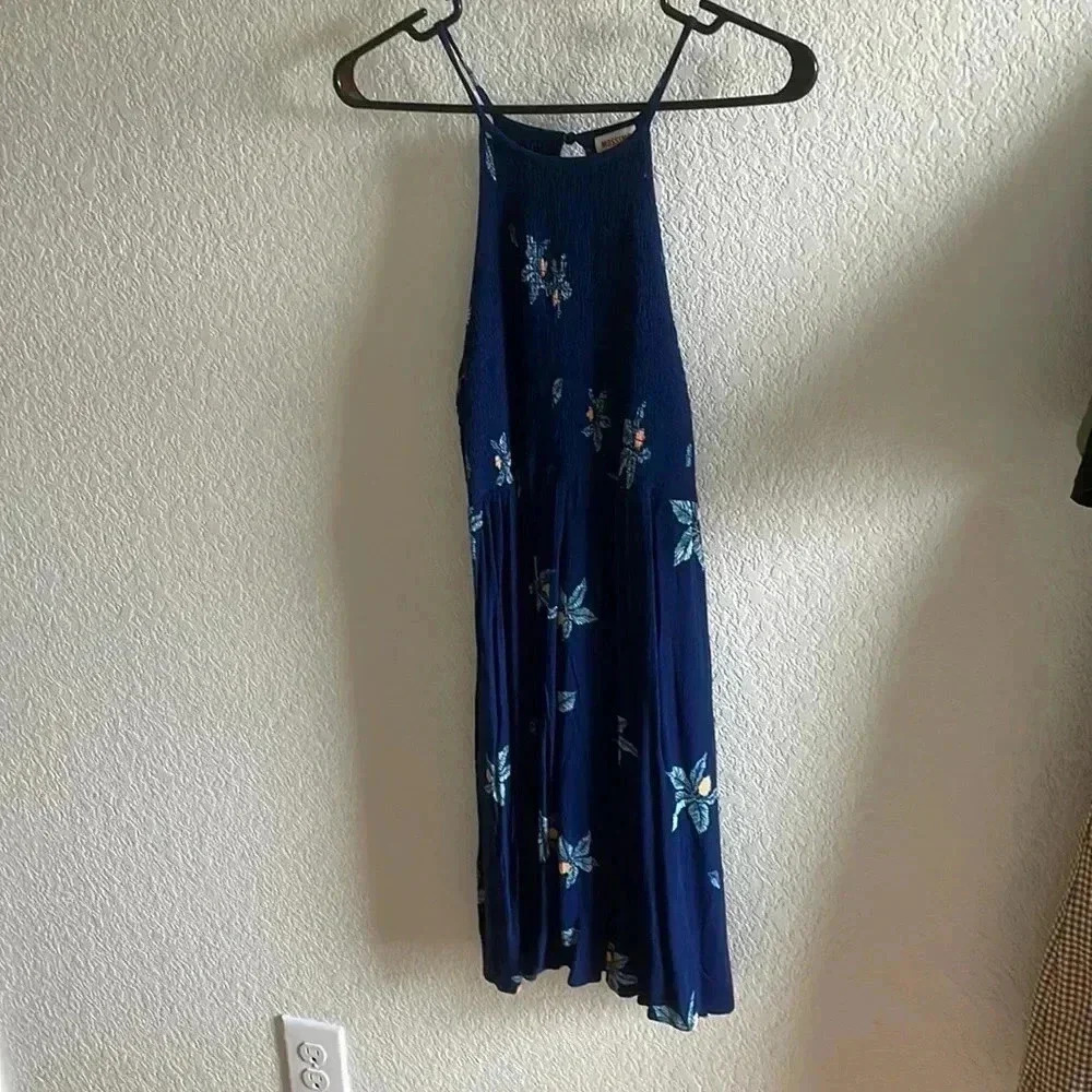 Missimo Navy Floral Mini Dress w/ Keyhole Back